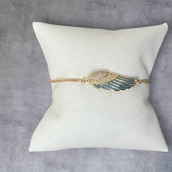 14K GP paved Angel wing Bracelet blue & clear CZ adjustable size - Picture 2 of 7